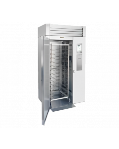 Traulsen TBC1H-34 Roll-In Blast Chiller Remote Cooled with Combi Oven Compatibility Kit Left Hinged One Door for 72" High Racks Stainless Steel 35 Cu. Ft. - 115V